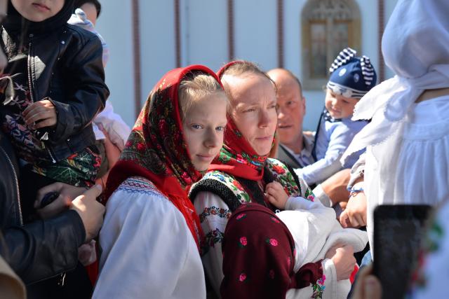 Hram la Mănăstirea Zosin: „Adevăratul creştin, dacă doreşte să alunge răul din lume, trebuie să înceapă cu el însuşi”