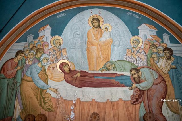 Acatistul Adormirii Maicii Domnului