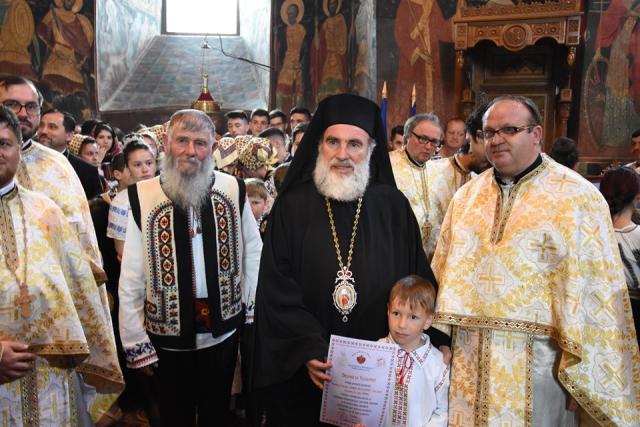 „Părintele Autocefaliei Bisericii Ortodoxe Române”, omagiat la Roman