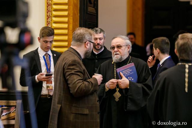 Participanții Simpozionului Internațional „Dumitru Stăniloae” dezbat tema „Creştinismul în postcomunism (1989-2019): tranziţie - terapie - tendinţe”