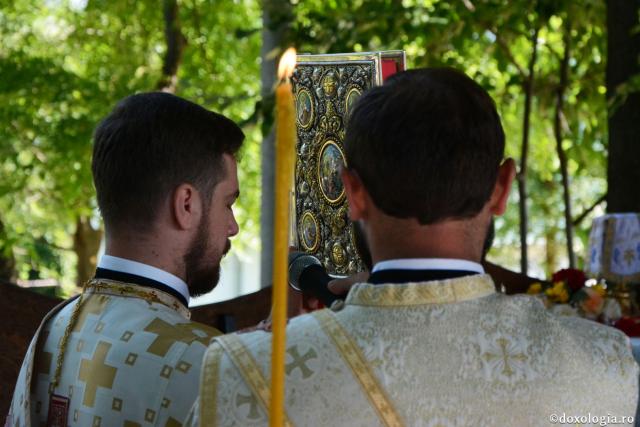 Mănăstirea Bucium din Iași în haină de sărbătoare – IPS Teofan a slujit de hramul așezământului monahal
