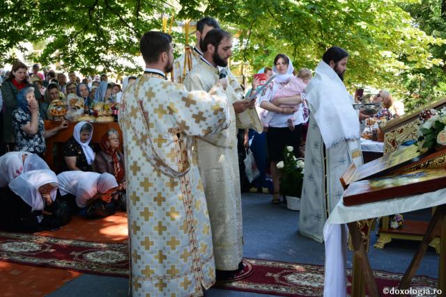 Mănăstirea Bucium din Iași în haină de sărbătoare – IPS Teofan a slujit de hramul așezământului monahal