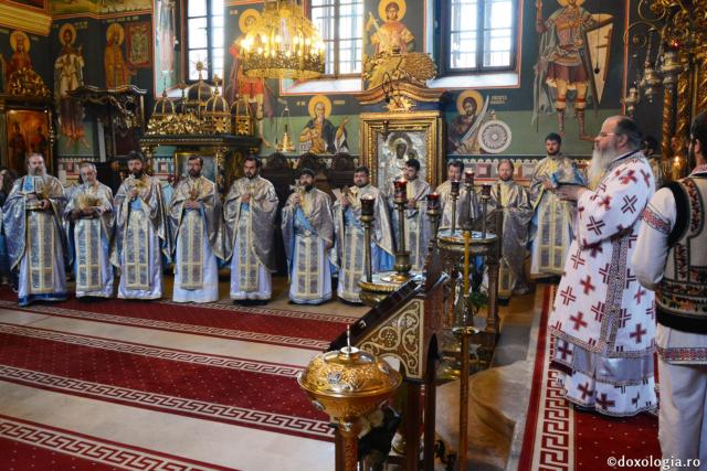 Întâlnirea tinerilor din Protopopiatele Iași I, II și III – „Sfânta Liturghie, izvorul vieții”