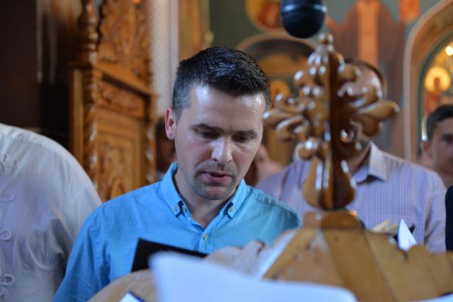 Slujba Vecerniei hramului de la Parohia „Sfinții Apostoli” Moara de Vânt