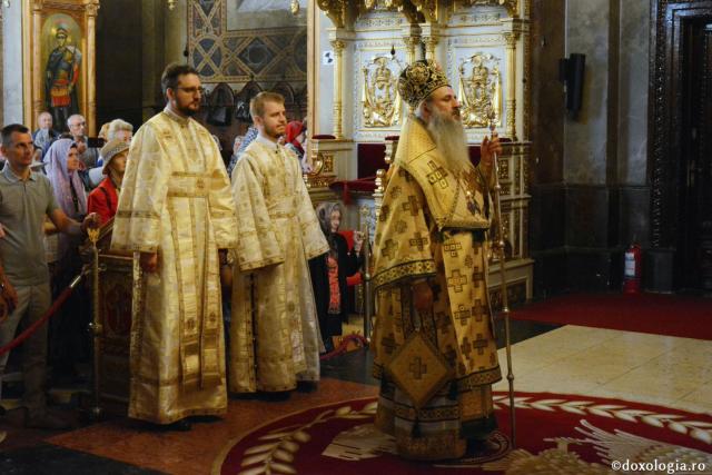Sărbătoarea Bisericii la Catedrala Mitropolitană din Iași – Praznicul Pogorârii Duhului Sfânt