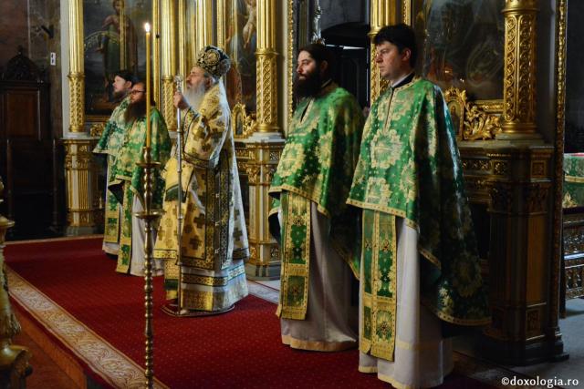 Sărbătoarea Bisericii la Catedrala Mitropolitană din Iași – Praznicul Pogorârii Duhului Sfânt