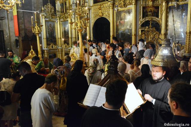 Sărbătoarea Bisericii la Catedrala Mitropolitană din Iași – Praznicul Pogorârii Duhului Sfânt