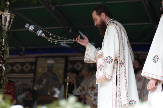 Sărbătoarea Sfântului Ioan cel Nou de la Suceava – 6 arhierei și sute de credincioși prezenți la hramul orașului