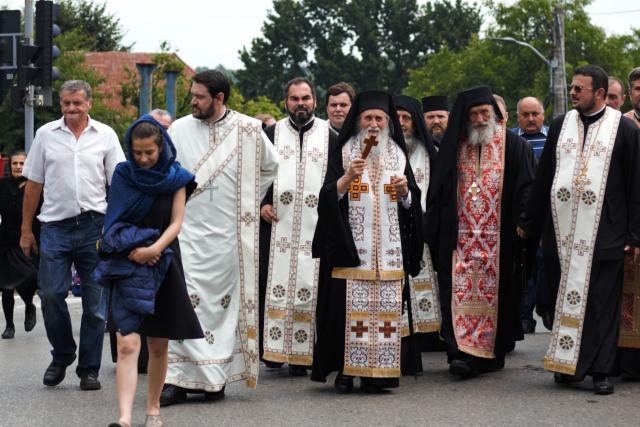 Sărbătoarea Sfântului Ioan cel Nou de la Suceava – 6 arhierei și sute de credincioși prezenți la hramul orașului