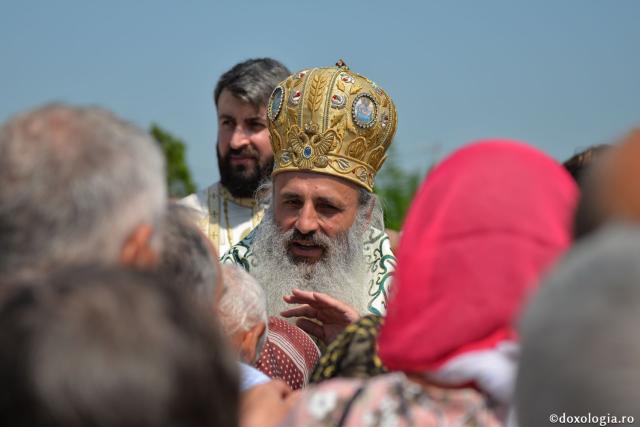 Sărbătoarea Preasfintei Treimi la Mănăstirea Eșanca