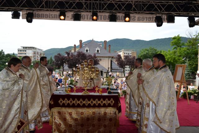 Sfântul Ioan Botezătorul sărbătorit la Piatra Neamţ