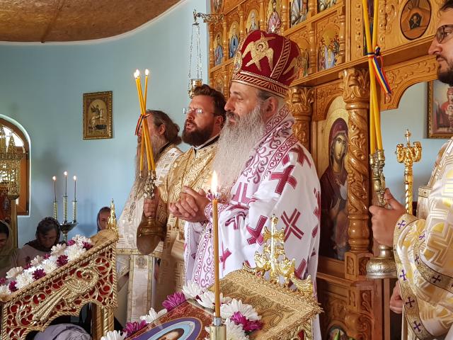 Sub ocrotirea Sfântului Pantelimon: Schitul Valea Seacă și-a sărbătorit hramul