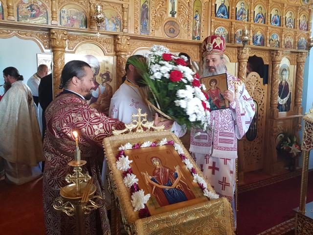 Sub ocrotirea Sfântului Pantelimon: Schitul Valea Seacă și-a sărbătorit hramul