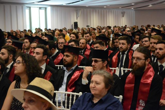 Absolvenții Facultății de Teologie din Iași au depus Jurământul de credință