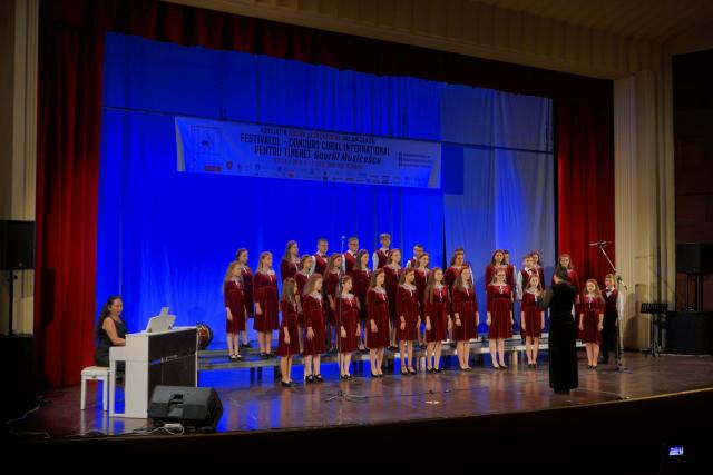 Concurs coral în cadrul Festivalului „Gavriil Musicescu”