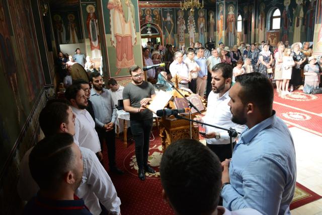 Biserica „Binecredinciosul Ștefan cel Mare și Sfânt” și-a serbat hramul – a început Festivalul „Gavriil Musicescu”