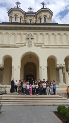 Excursie educativă şi activitate cultural-misionară a Grupului „Vlăstarele Rarăului“ din Câmpulung Moldovenesc