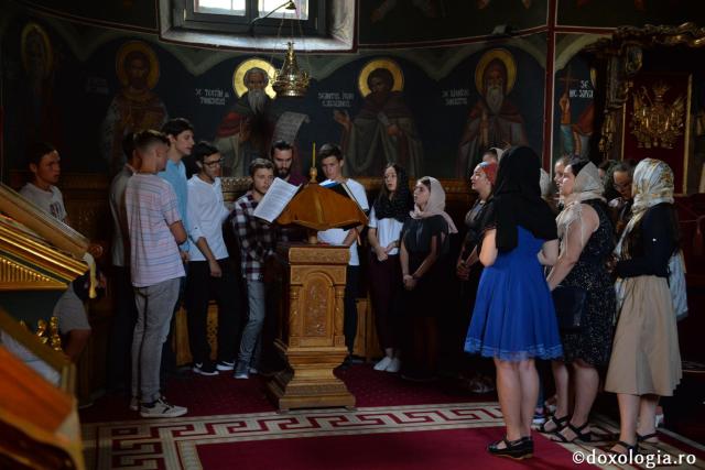 A început pelerinajul pedestru „Pe urmele sfinților nemțeni” 2019