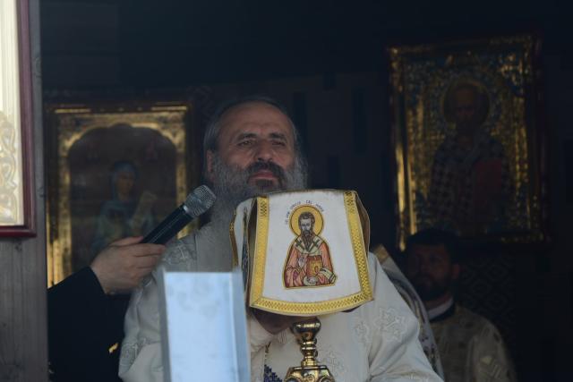 Biserica din Moimești, închinată Sfintei Parascheva, a fost sfințită de IPS Teofan