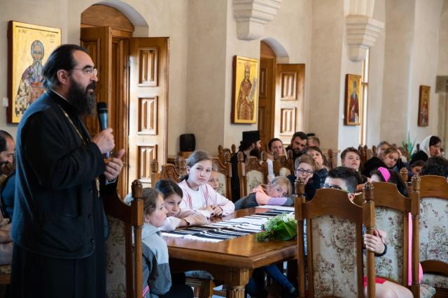 Tabăra de tradiție și spiritualitate - MOREOM la Mănăstirea Putna