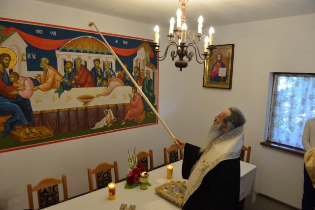 IPS Teofan a sfințit un monument dedicat Patriarhului Nicodim Munteanu