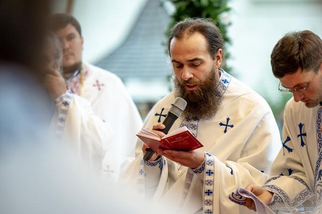 Hramul cel mare al Putnei: „O numim Maica Domnului și avem credință că este și Maica noastră a tuturor”