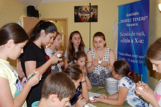 Școală de vară la Biserica „Acoperământul Maicii Domnului” din Suceava