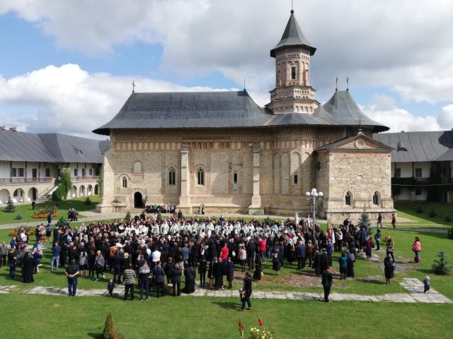 Părintele Filaret Teodorescu a fost înmormântat la Mănăstirea Neamț