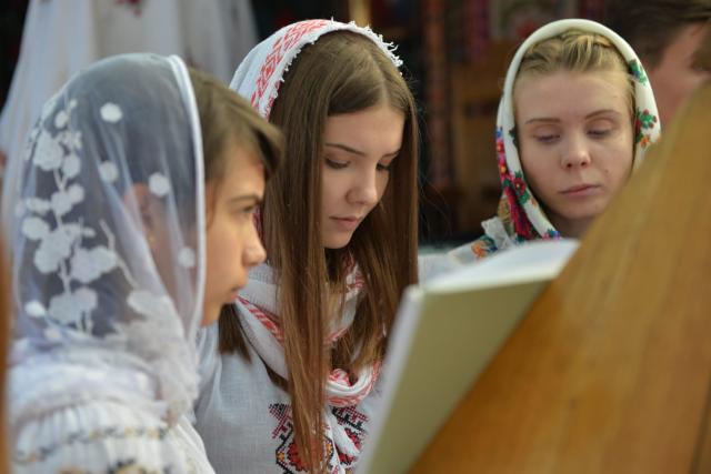 Biserica din Rediu – Ruginoasa a fost sfințită de Mitropolitul Moldovei și Bucovinei
