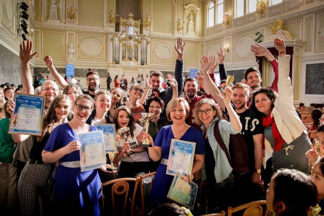 Cinci premii pentru România: Corul Aletheia al Bisericii Bărboi din Iași a câștigat la Festivalul „The Singing World” din Sankt Petersburg