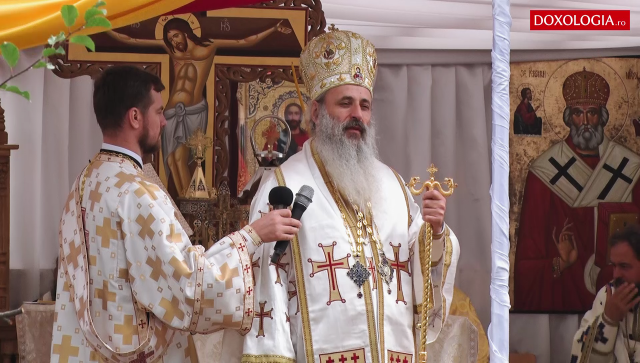 (Video) Prin Dumnezeiasca Liturghie, omul împlinește și trăiește tainele împărăției cerurilor. IPS Teofan