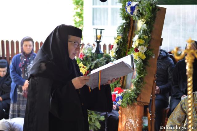 Sărbătorile Mănăstirii Văratec: IPS Teofan a slujit în cinstea Sfântului Gheorghe Pelerinul