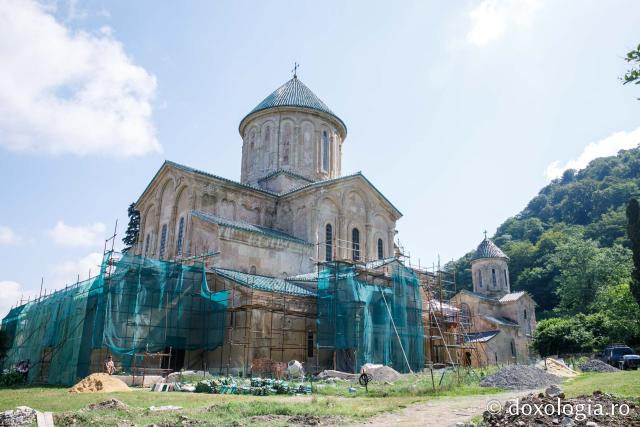 (Foto) Frescele Mănăstirii Gelati – Georgia