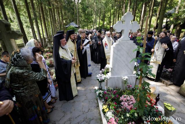 Sărbătoarea Sfintei Teodora de la Sihla la Mănăstirea Sihăstria: 4 ierarhi ai Bisericii noastre au oficiat Sfânta Liturghie