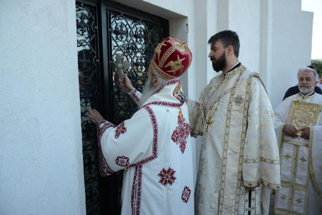Biserica „Sfinții Arhangheli” din Sculeni a fost sfințită de IPS Mitropolit Teofan