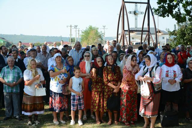 Biserica „Sfinții Arhangheli” din Sculeni a fost sfințită de IPS Mitropolit Teofan