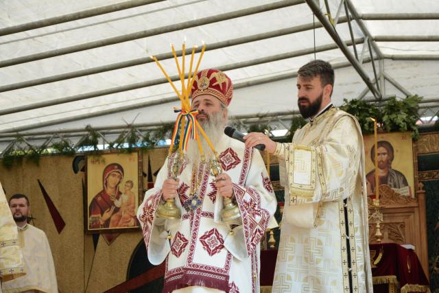 Biserica „Sfinții Arhangheli” din Sculeni a fost sfințită de IPS Mitropolit Teofan