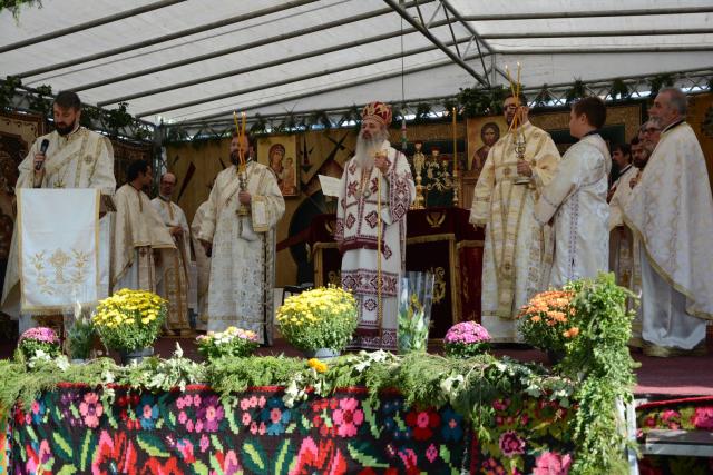Biserica „Sfinții Arhangheli” din Sculeni a fost sfințită de IPS Mitropolit Teofan