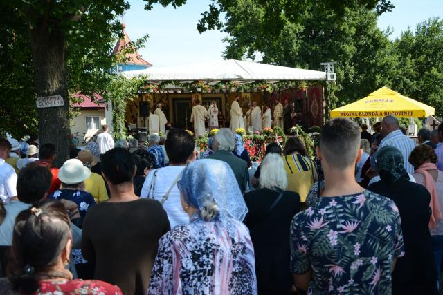 Biserica „Sfinții Arhangheli” din Sculeni a fost sfințită de IPS Mitropolit Teofan