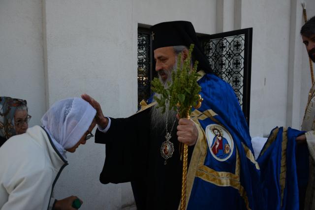 Biserica „Sfinții Arhangheli” din Sculeni a fost sfințită de IPS Mitropolit Teofan