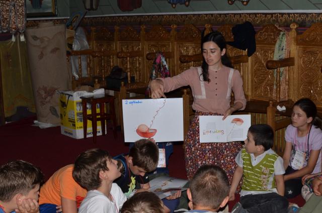 A XVIII-a ediţie a taberei de creaţie „Dăruind vei dobândi”, la Filioara