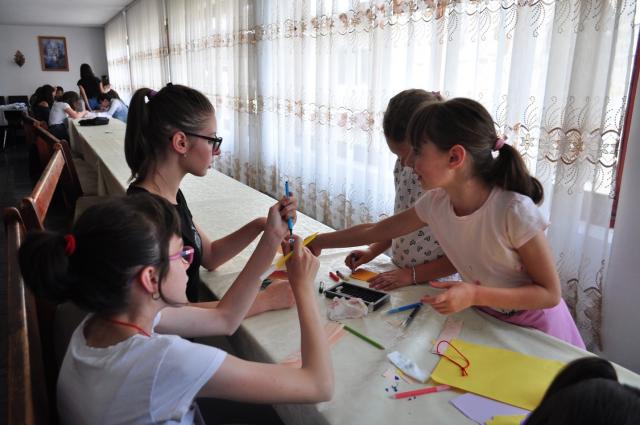 A XVIII-a ediţie a taberei de creaţie „Dăruind vei dobândi”, la Filioara