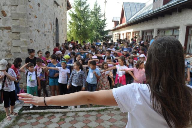 A XVIII-a ediţie a taberei de creaţie „Dăruind vei dobândi”, la Filioara