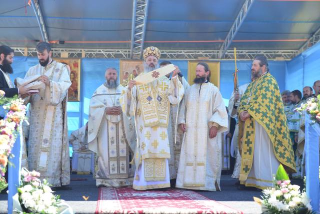 Biserica Schitului Pocrov - Neamț a fost resfinţită