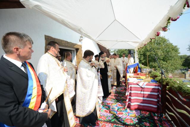 IPS Părinte Teofan în vizită pastorală la parohiile din județul Botoșani