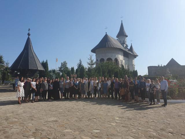 Şcoală de vară în asistenţă socială la Mănăstirea Hadâmbu, eveniment aflat la cea de-a doua ediţie