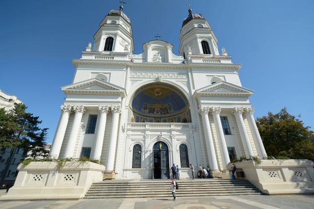 „În ultimii 30 de ani nu am văzut vreodată Catedrala Mitropolitană fără să aibă schelă”