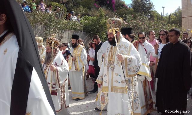 (Foto) Sărbătoarea mutării moaștelor Sfântului Ierarh Nectarie, Insula Eghina – 3 septembrie 2019
