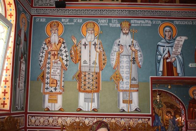 Sfinţirea picturii bisericii Parohiei Frenciugi-Drăguşeni