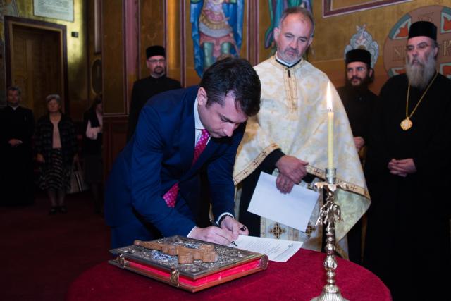 Teze susţinute public la Iaşi: printre noii doctori în Teologie, şi directorul general TRINITAS TV
